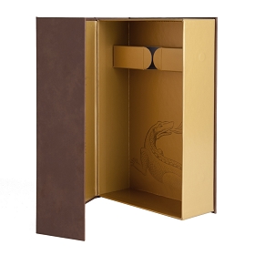Calage intérieur réalisé avec un carton compact imprimé avec un Pantone or métallisé