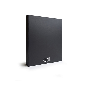 La finition anti rayures est toujours conseillée pour les fonds foncés.